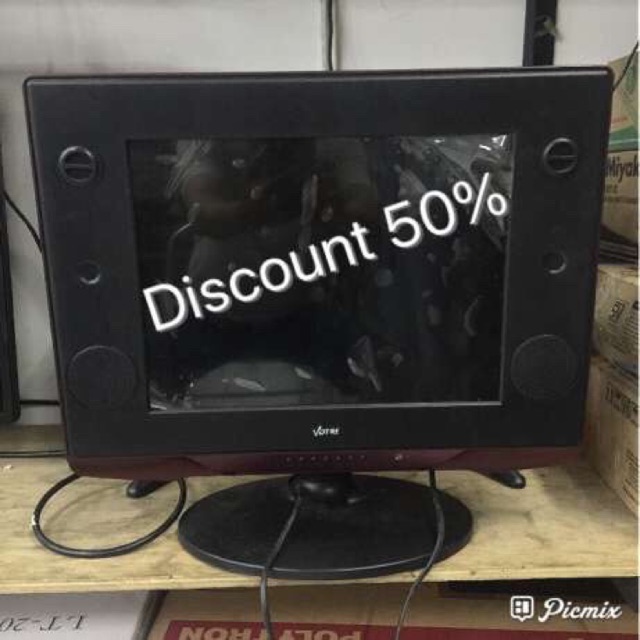 TV LCD 15 inch Votre barang 100% baru ex-display toko. Tanpa remote