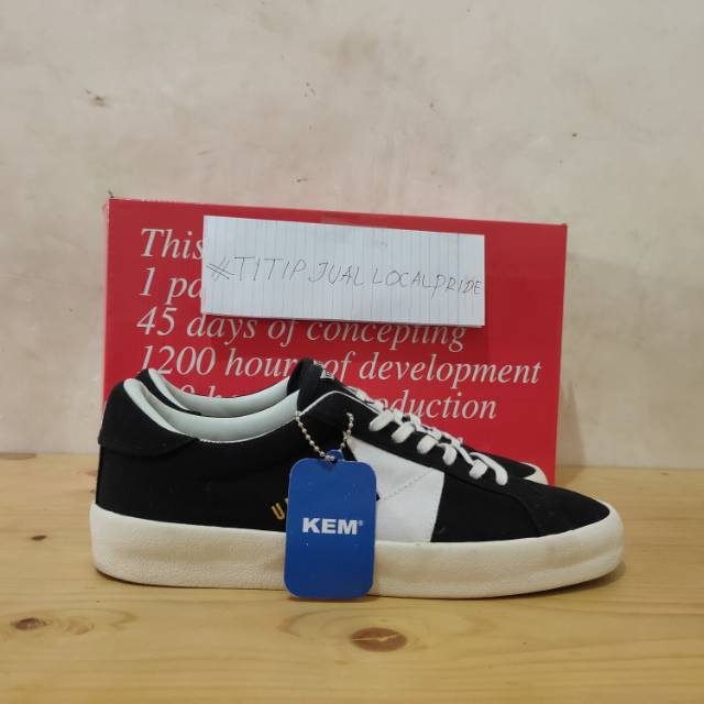 KEM FOOTWEAR MONOLOGUE SIZE 40