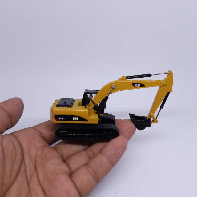 Diecast Miniatur Alat Berat Excavator Mini Cat 320D