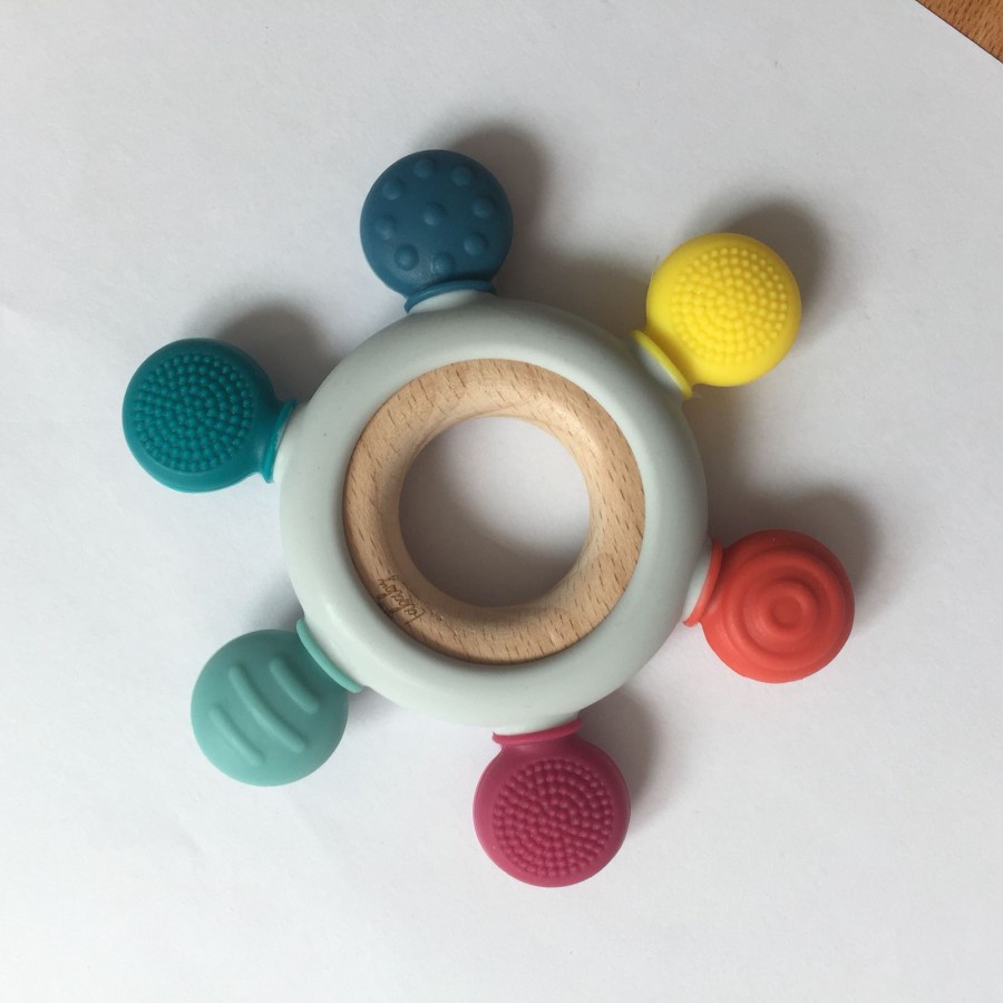 Lababy Beech Wood Teether Ring | Gigitan Bayi Texture Silicone