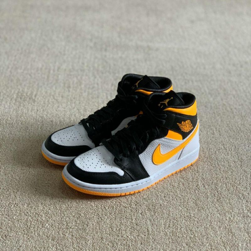 Air Jordan 1 Mid SE Laser Orange (100% Original)