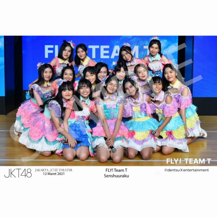 

TERLARIS !!! JKT48 Groupshot Fly! Team T Senshuuraku 2021 Type A