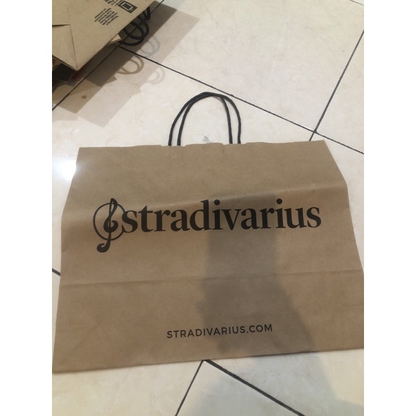 

paper bag stradivarius original