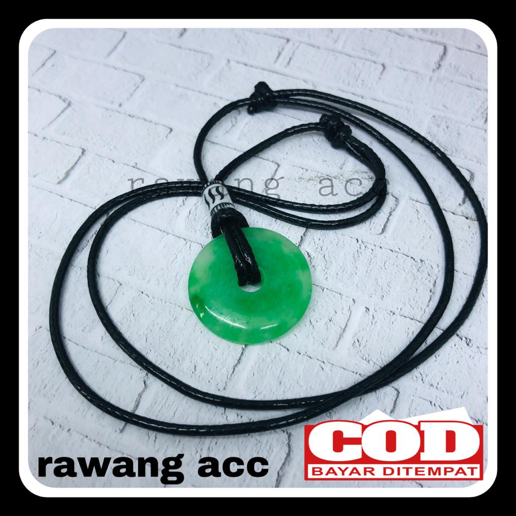 Kalung Pria Keren Tali Korea Hitam Bandul Giok Hijau