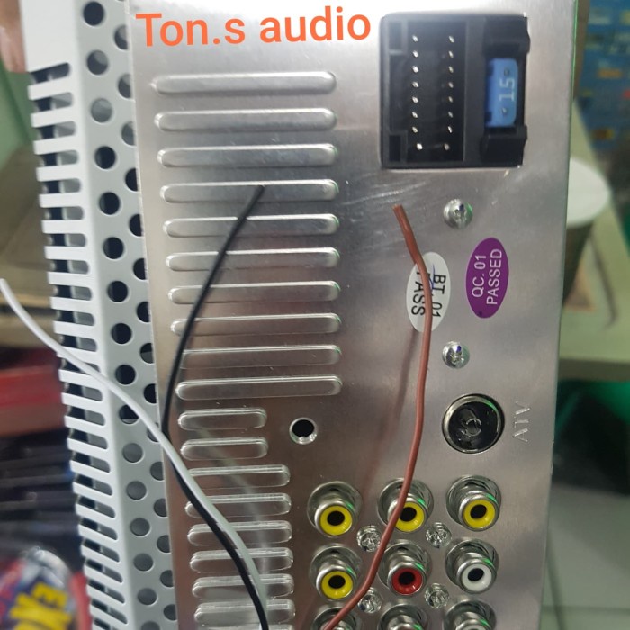 Jual Tv mobil khusus fortuner / innova