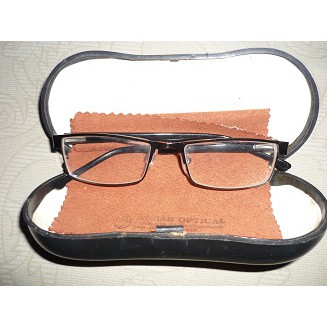 Kacamata Unisex Merk Rodenstock