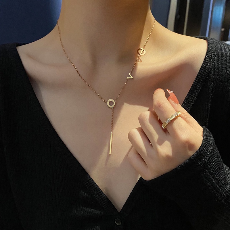 Kalung Titanium Surat LOVE Wanita Korea aesthetic Kalung Emas