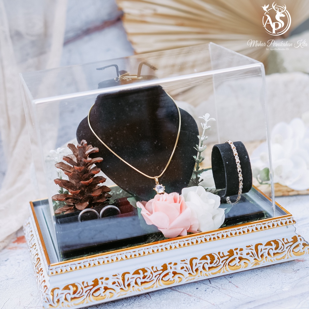 Kotak Perhiasan Seserahan Pernikahan 1 Set Acrylic Lengkap Murah Eksklusif Uk 22x17x19 cm Putih Gold