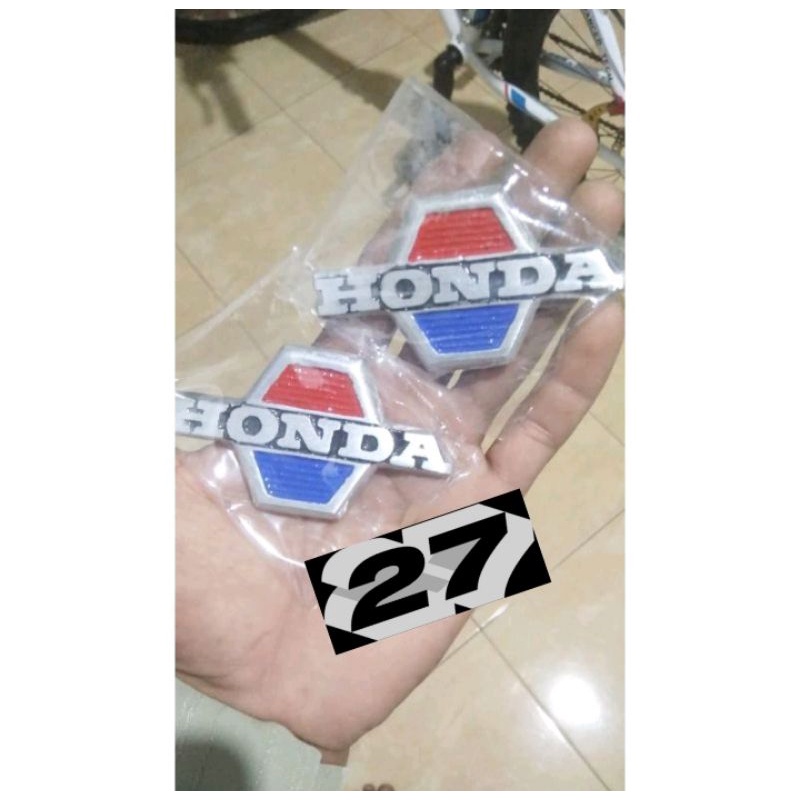 emblem logo sayap honda C70 LOGO DEK C70