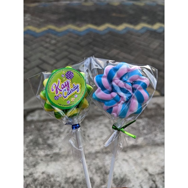 

Permen Lolipop 4 cm Bunga (Isi 100pcs)