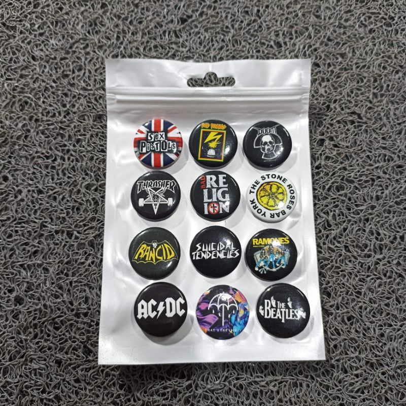 PIN BUTTON MINI SATU PACK ISI 17pcs MUSIK / BAND / RAMONES BEST QUALITY