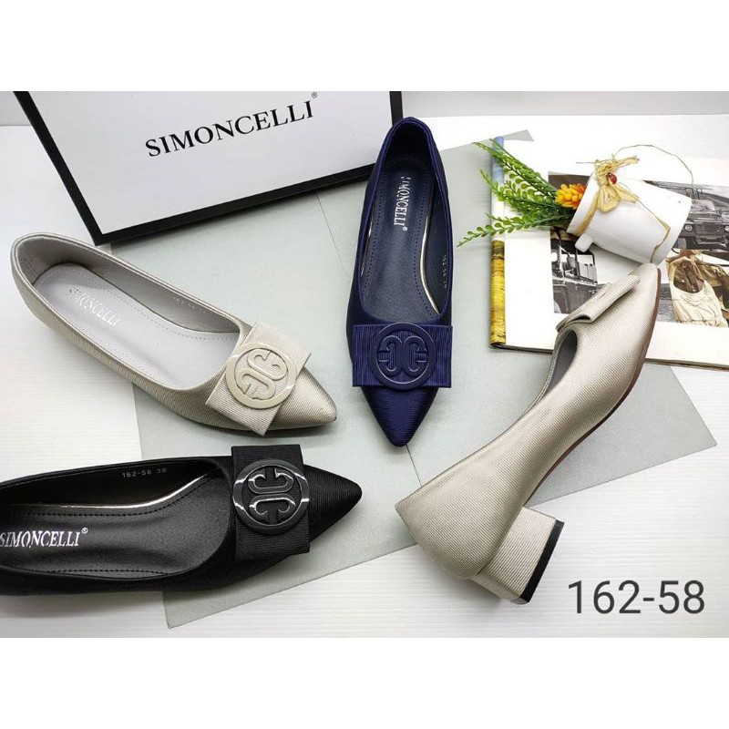 Sepatu tumit tahu wanita import/ sepatu wanita inport murah/ sepatu heels/ tumit tahu/ chunky heels