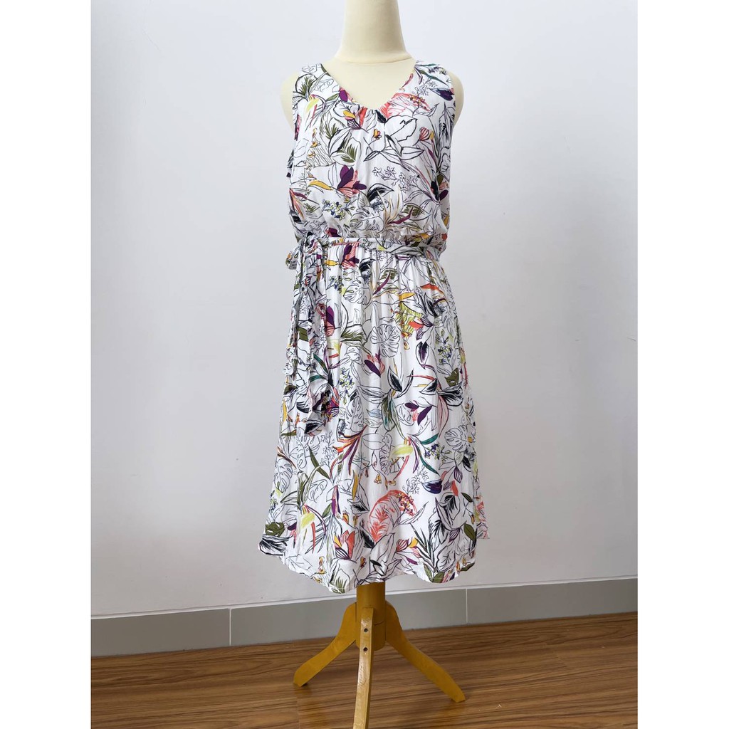 A New day print sleeveles summer dres