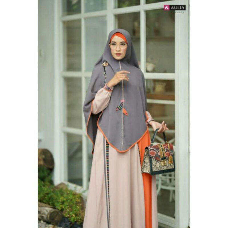 Aulia Fashion Gamis Syari  Daniya Cream size M
