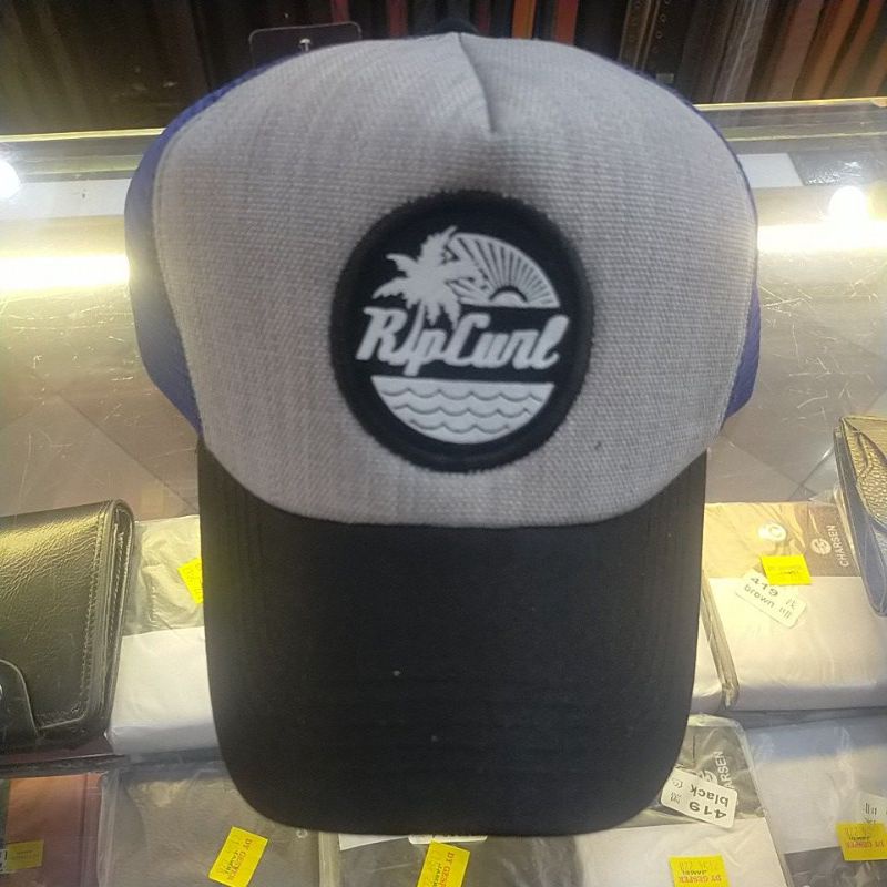 Topi Jaring Aplikasi