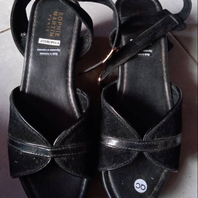 Sandal hitam sophieparis F1547B537 size 37