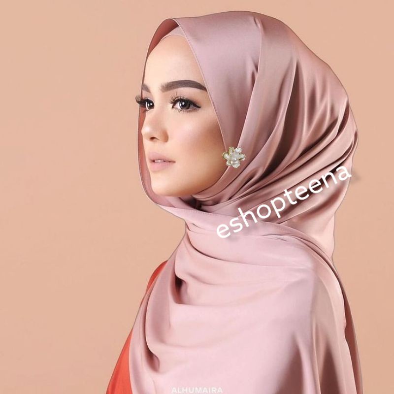 A39 anting hijab bunga new pearl putih gold_anting jilbab