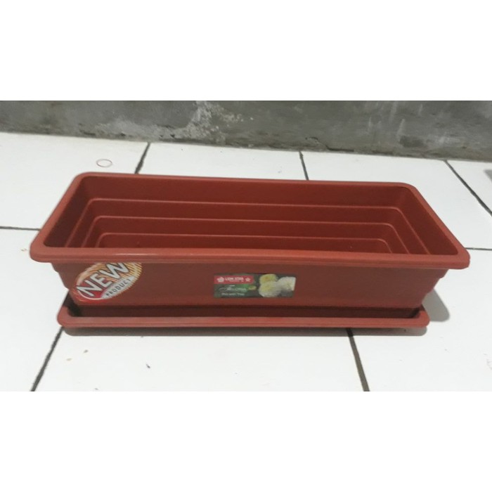 pot bunga lionstar TRIVETTO +tray(M)