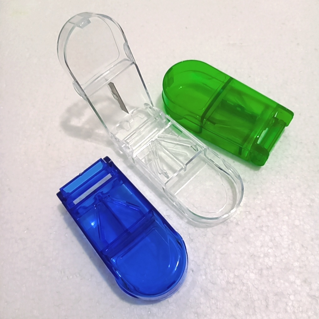 ALAT PEMOTONG OBAT/PIL CUTTER