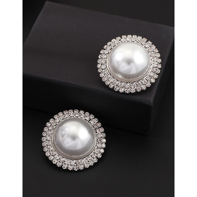 LRC Anting Tusuk Fashion Silver Oversized Pearl Double Row Earrings F87901