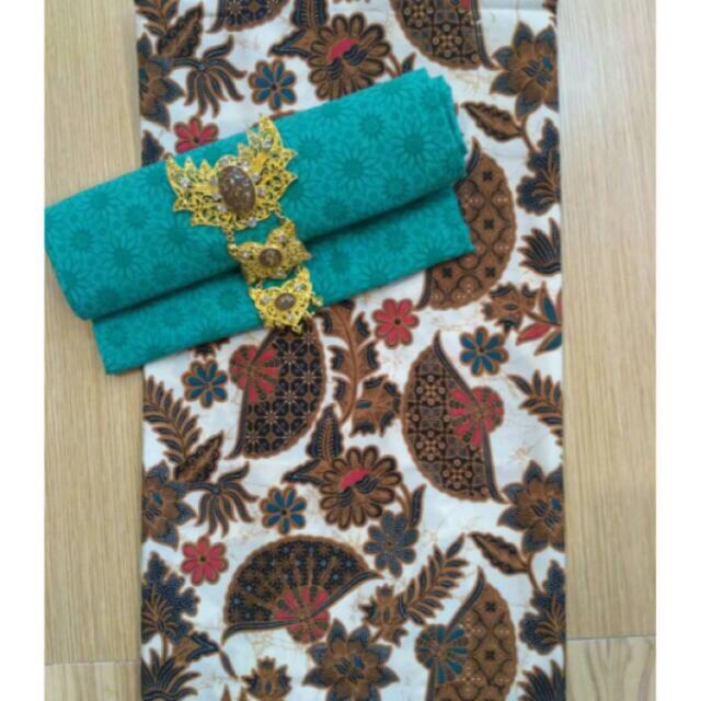 set kain batik dan embos