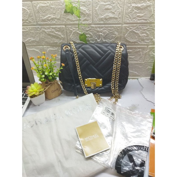 Preloved MK Peyton Medium Black