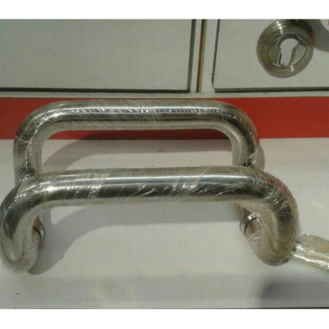 Pull handle kaca bentuk D atau type PH 809