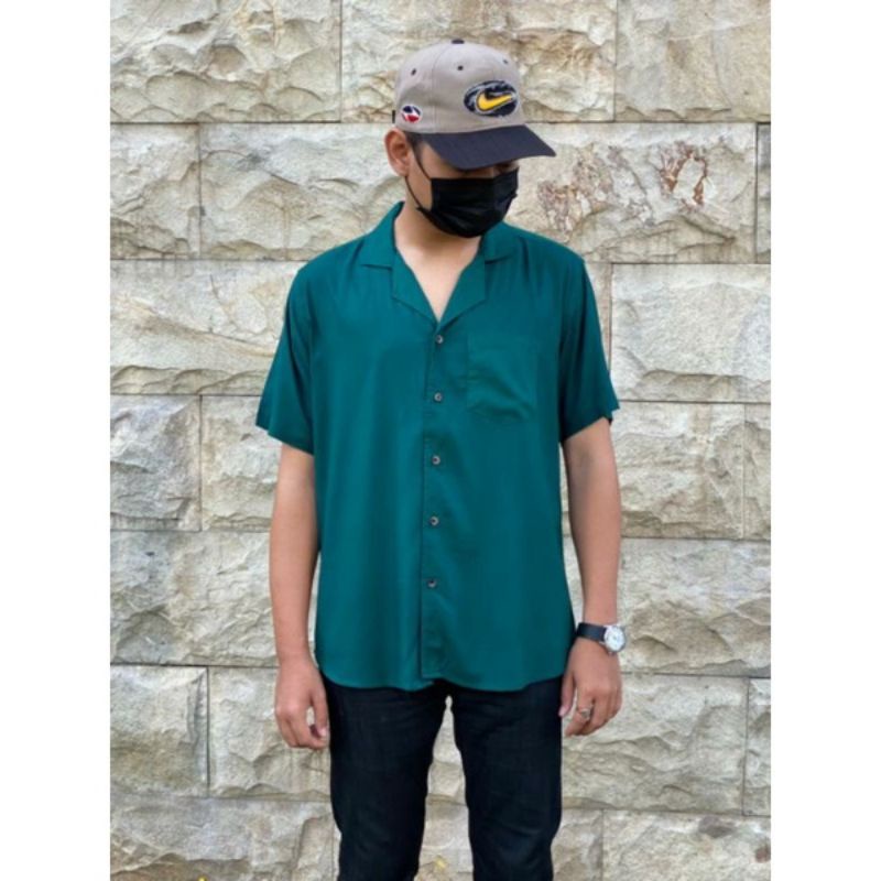 BASIC COLOUR SHIRT Kemeja Hem Formal Polos Lengan Pendek Kasual Pria