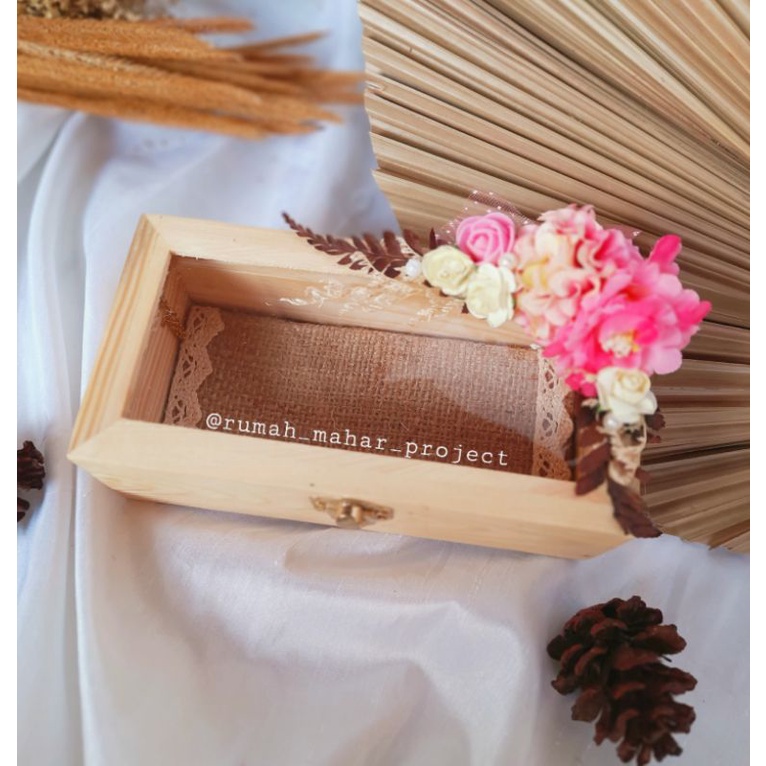 KOTAK UANG MAHAR KAYU AKRILIK