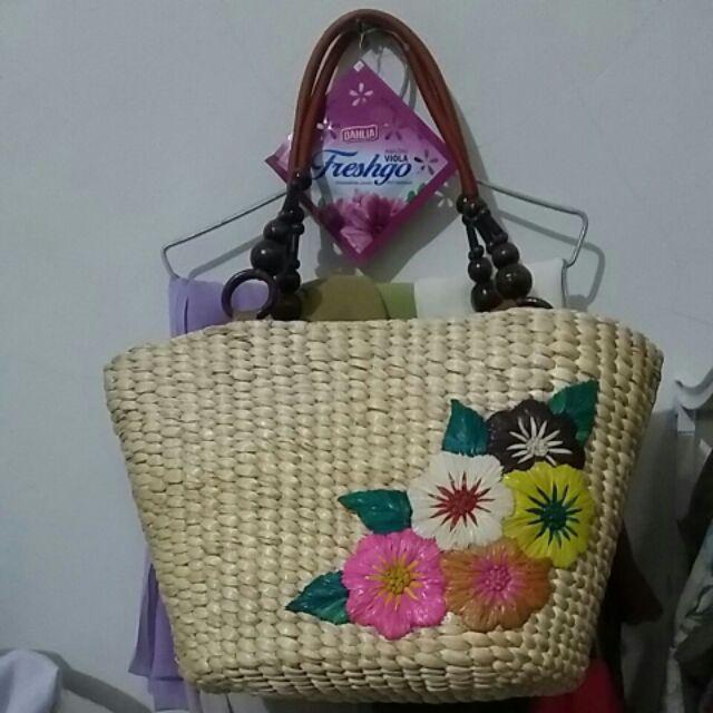 Murah! Cantik! Tas Enceng Gondok Anyam Sulam