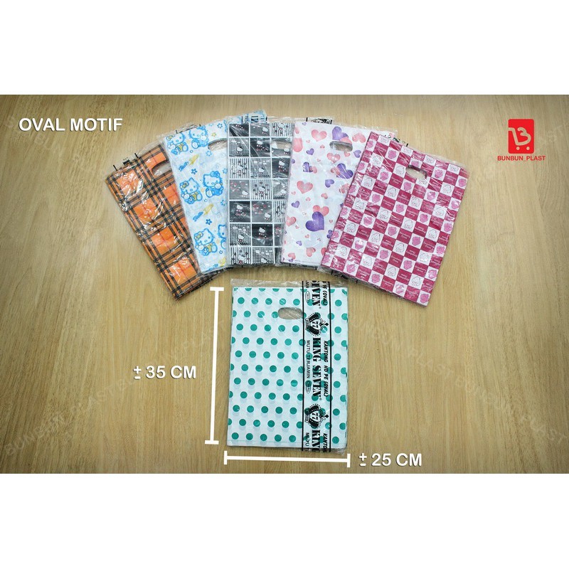 

Plastik HD Pond Oval Motif C 25x35cm / Plastik Packing Olshop Merk KING SEVEN