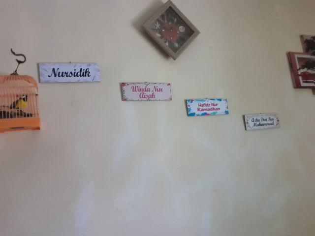 Wall Decor Kayu Mdf 6mm Costum Hiasan Dinding Kado Dekorasi Rumah Ukuran 10x29 Cm Ak13