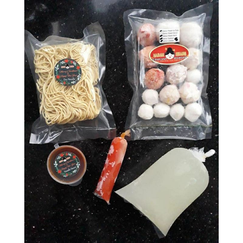 

Paket Makan Ber 2 Mie Singapore Pedas