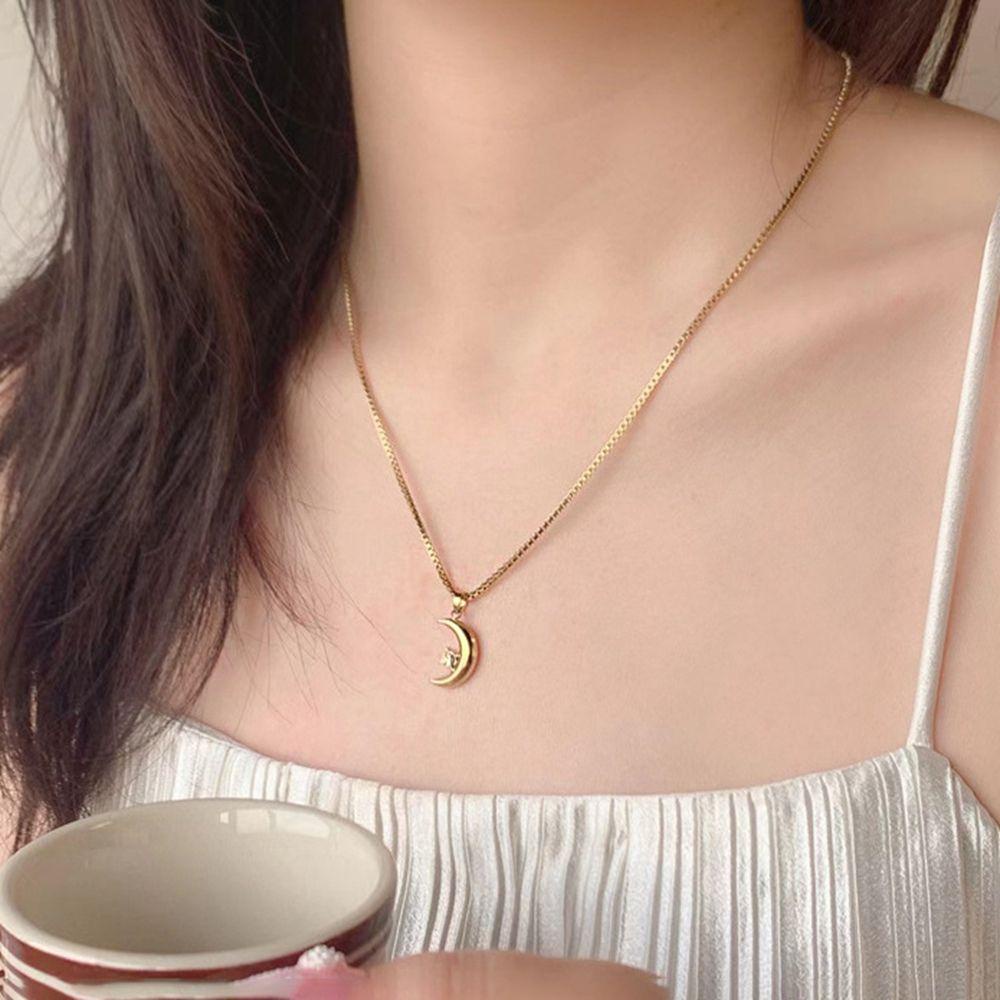 Agustina Kalung Emas Indah Perhiasan Hadiah Temperamen Klavikula Rantai Geometri Liontin Cinta Wanita Kalung Dimond Korea Style Necklace
