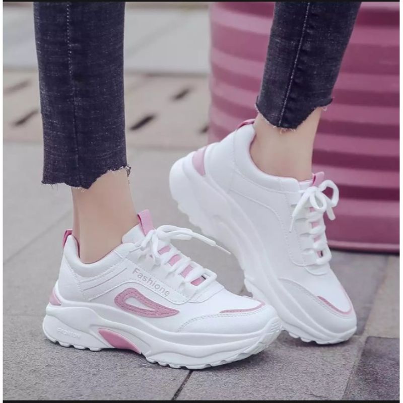 Sepatu Sneakers Kasual Wanita Chunky Fashione02