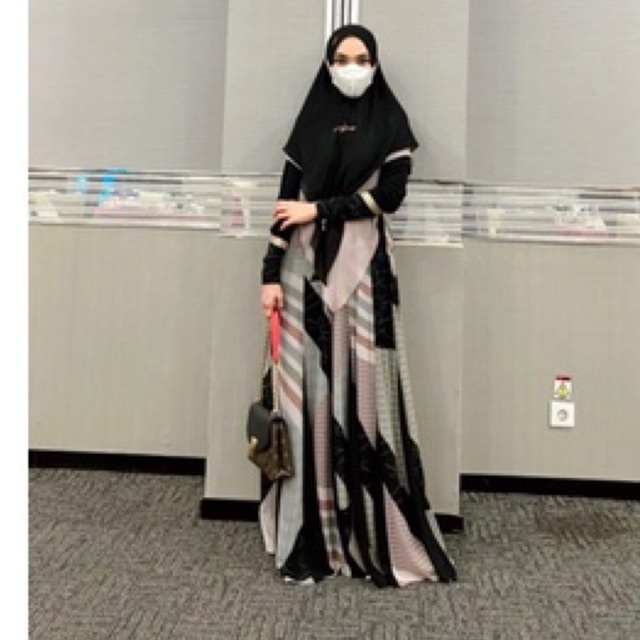 QUEEN OF JAVA IN BLACK premium set syari by kayunie premium