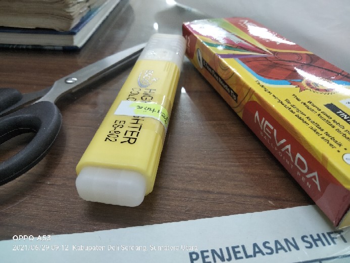 Gunting Sedang Junior 6 Inchi (best Seller)