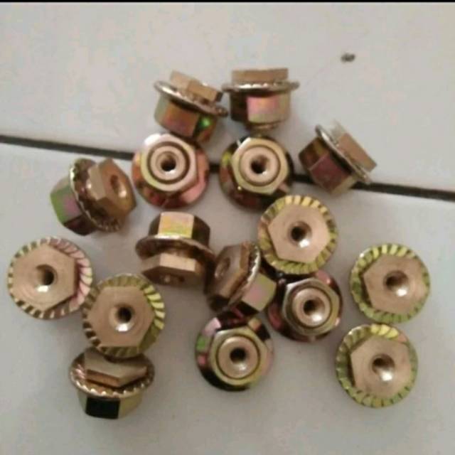 Baut Mur Walnut Visor Winsil ADV NMAX anti jebol isi 4 set