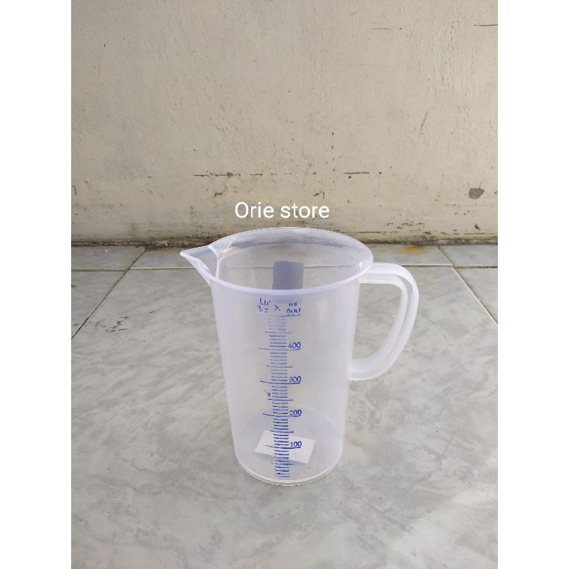 Gelas takar 500 ml green leaf