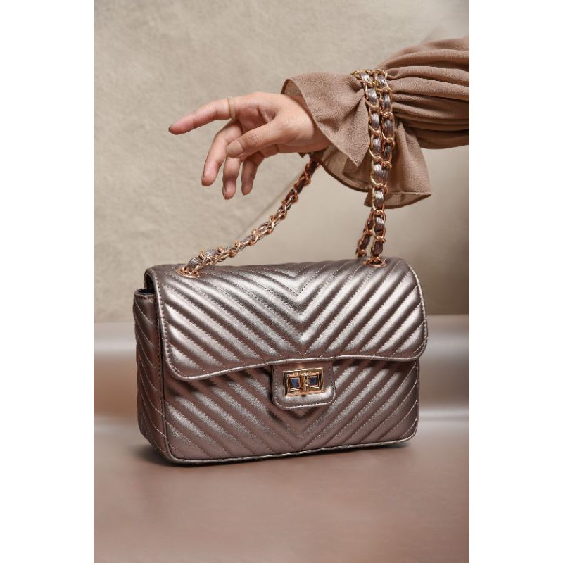 BOSTON CHEVRON BAG BY LOCAL.ID