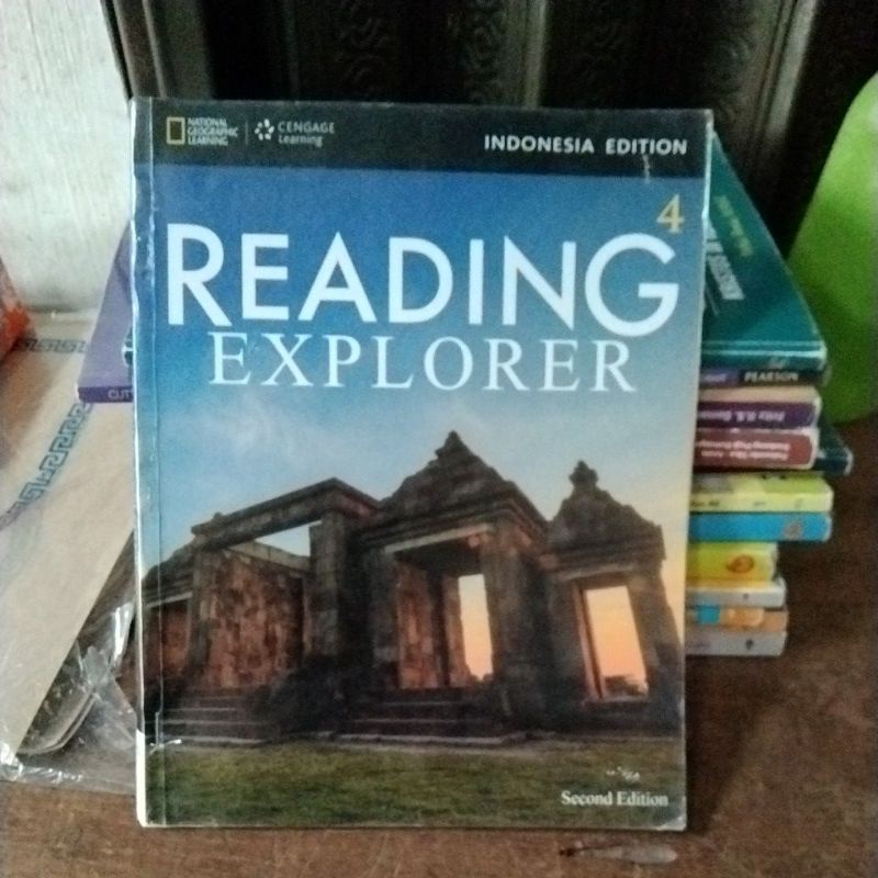 READING EXPLORER 4