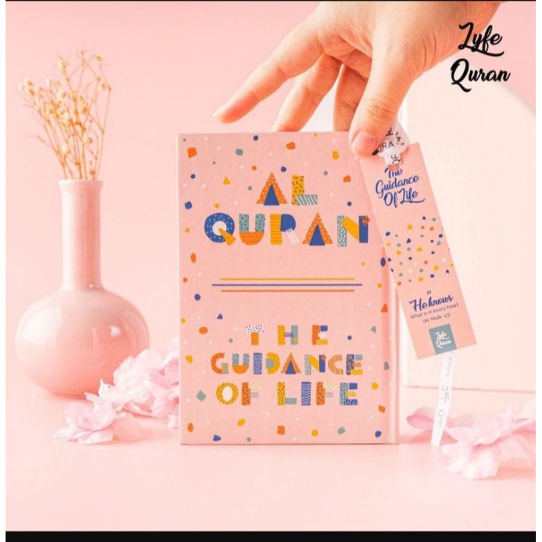 

LyfeQuran - Pink Flakes