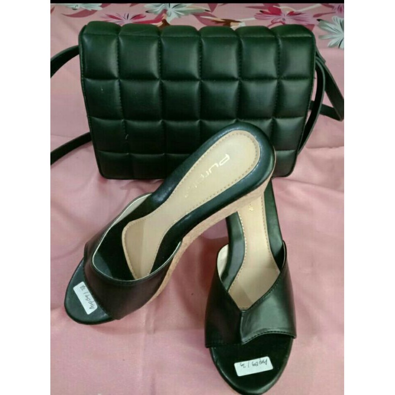 Sepatu sandal wanita merk Purple