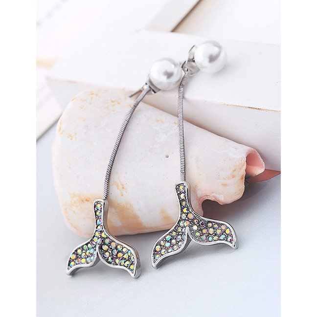 LRC Anting Tusuk Silver Fishtail Stud Earrings F64622