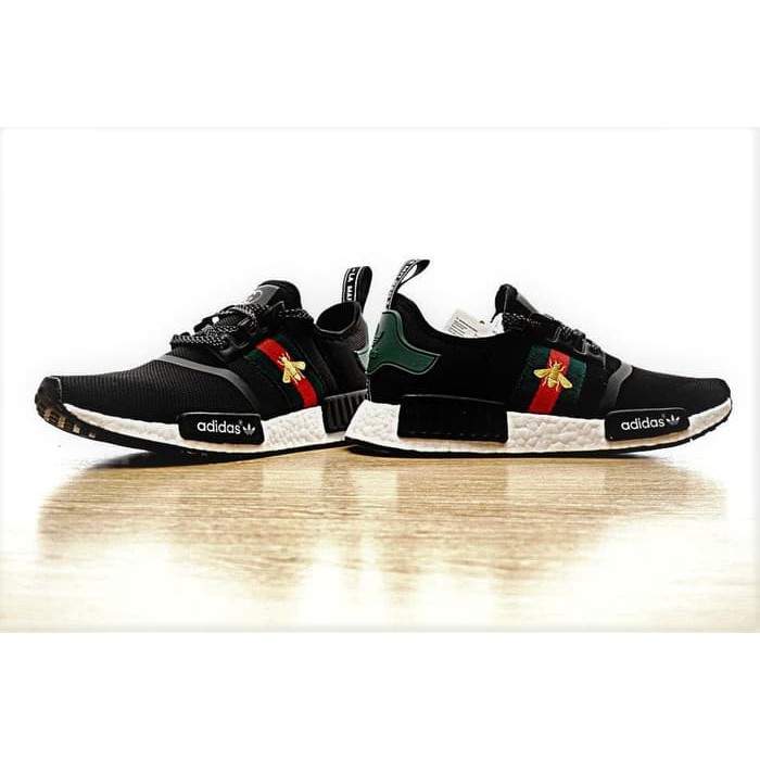 WANNA ONE STORE on Twitter ADIDAS NMD R1 x GUCCI Bee