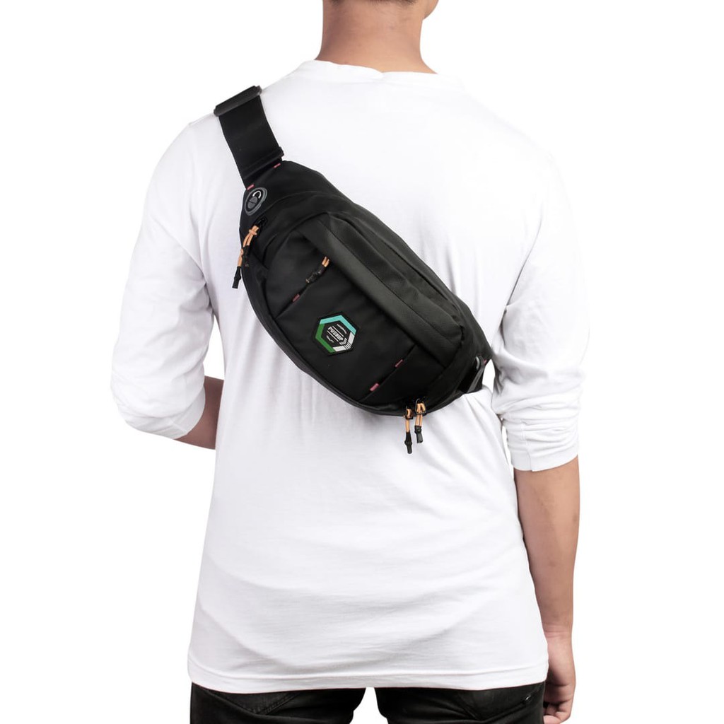 BEST SELLER !! Tas Selempang Pria PREMIUM Berkualitas Tinggi - WaistBag Pushop Bikers Waterproof USB