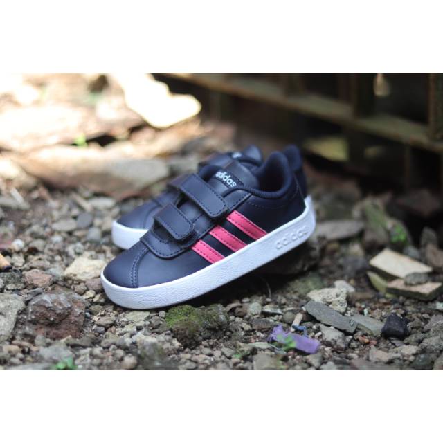 Sepatu anak Adidas VL court original
