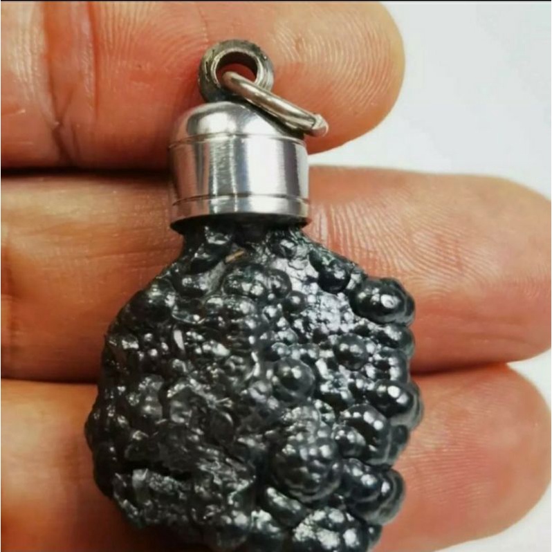 Leklai Germinate Pendant Kohlam Million Island Holy Ore Thai Amulet