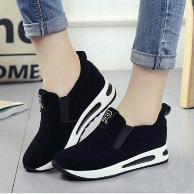 Platform Slipon Bordir Hpd385 Hitam