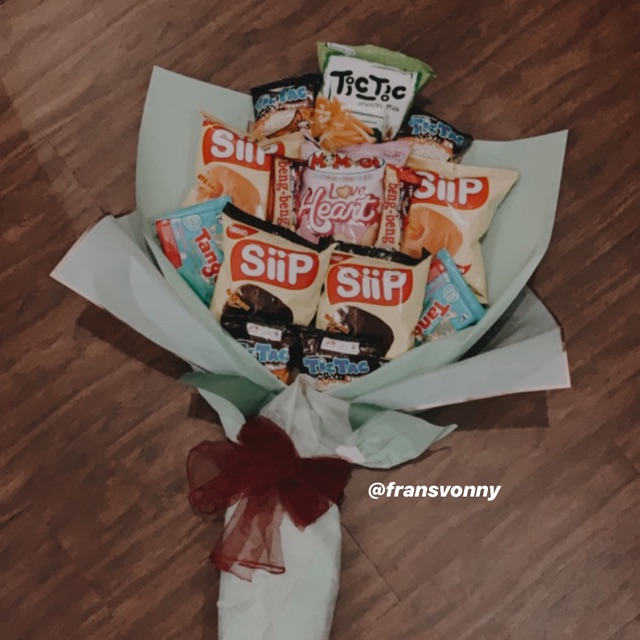 Snack bouquet / buket snack wisuda birthday gift graduation gift